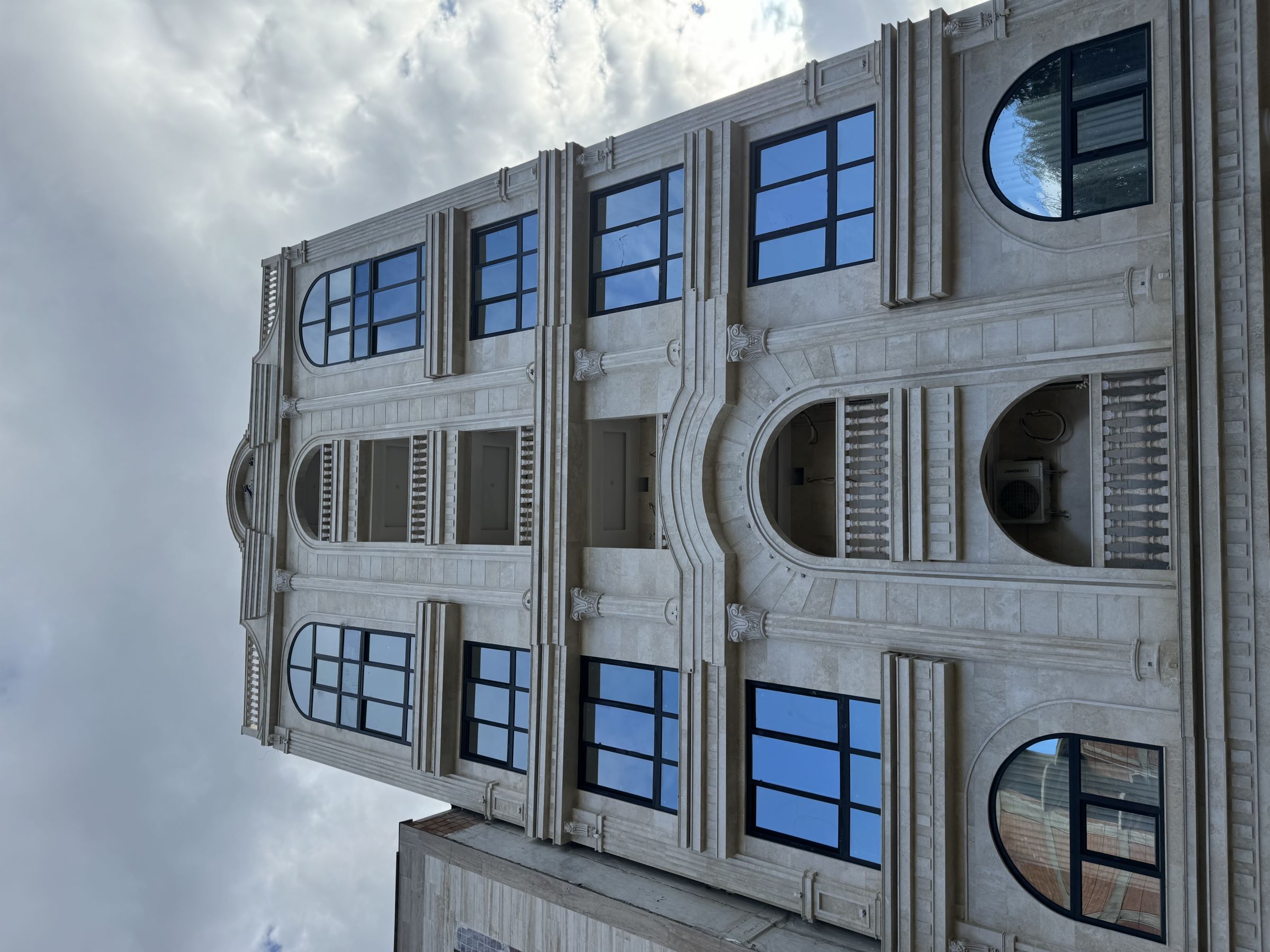 درب و پنجره دوجداره upvc نوین پنجره